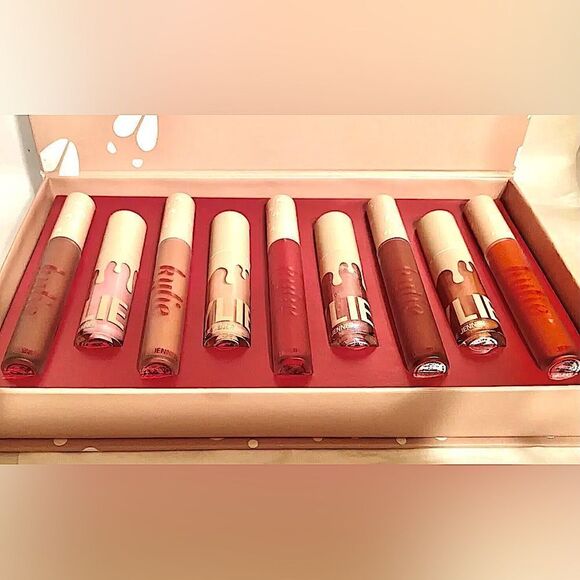 Kylie Cosmetics Holiday Collection Lipstick & Lipgloss Vault Full Collection - Picture 7 of 10